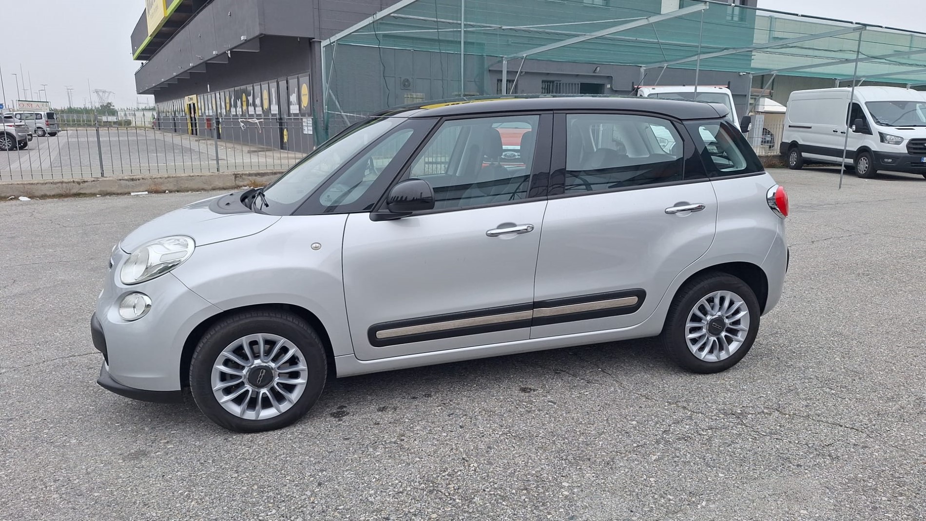 FIAT 500L 1.6 MJT 105CV LOUNGE ANCHE NEOPATENTATO!!!!!
