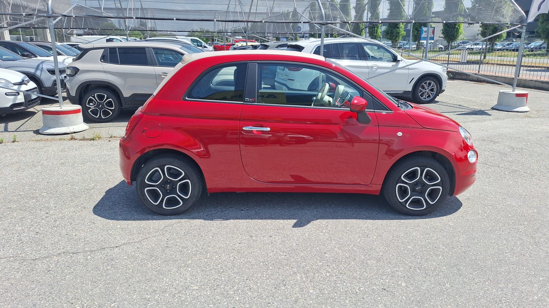 Fiat 500 C 1.0 Hybrid Red SOLI 32.000 KM!!!