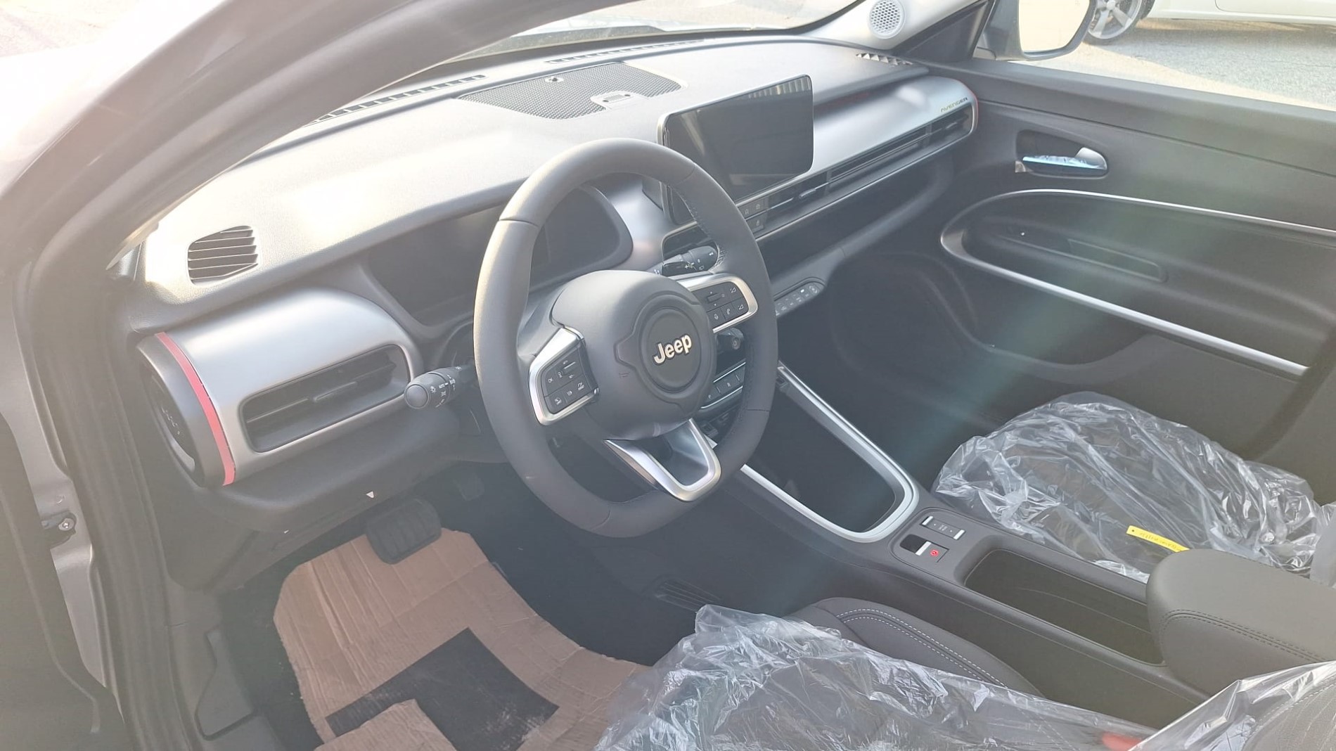 Jeep Avenger 1.2 Turbo 100 CV MHEV Summit