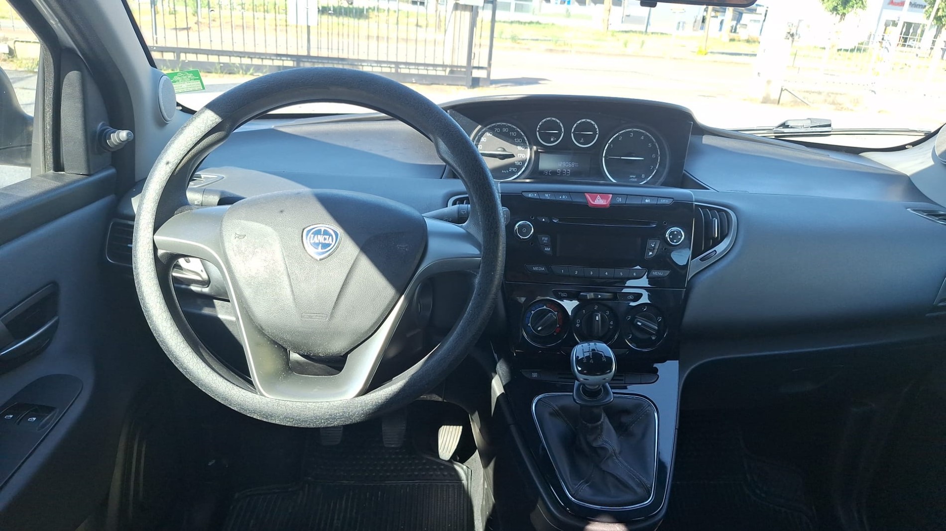 LANCIA YPSILON 1.2 BENZINA 