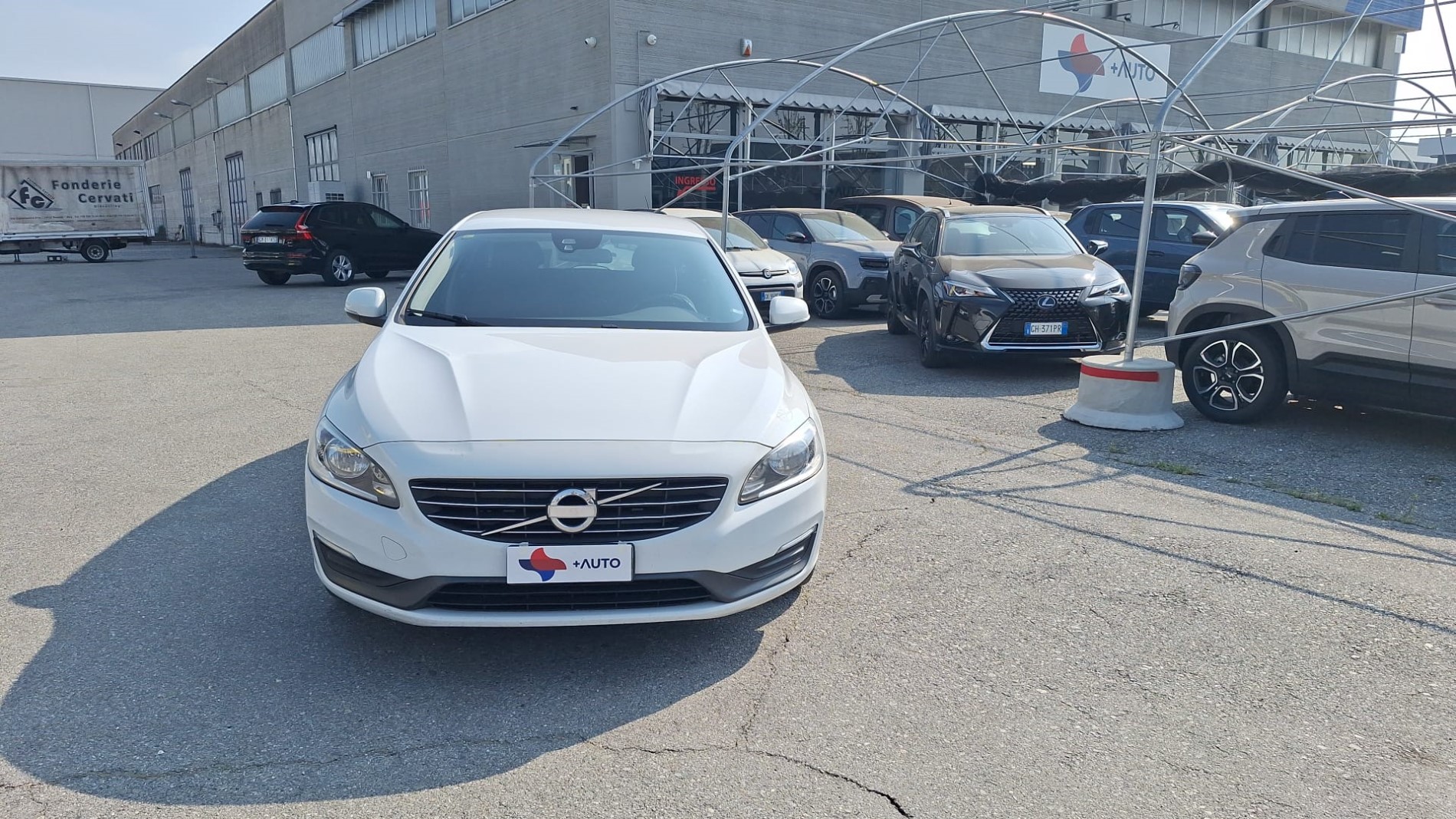 VOLVO V60 2014 1.6 D2