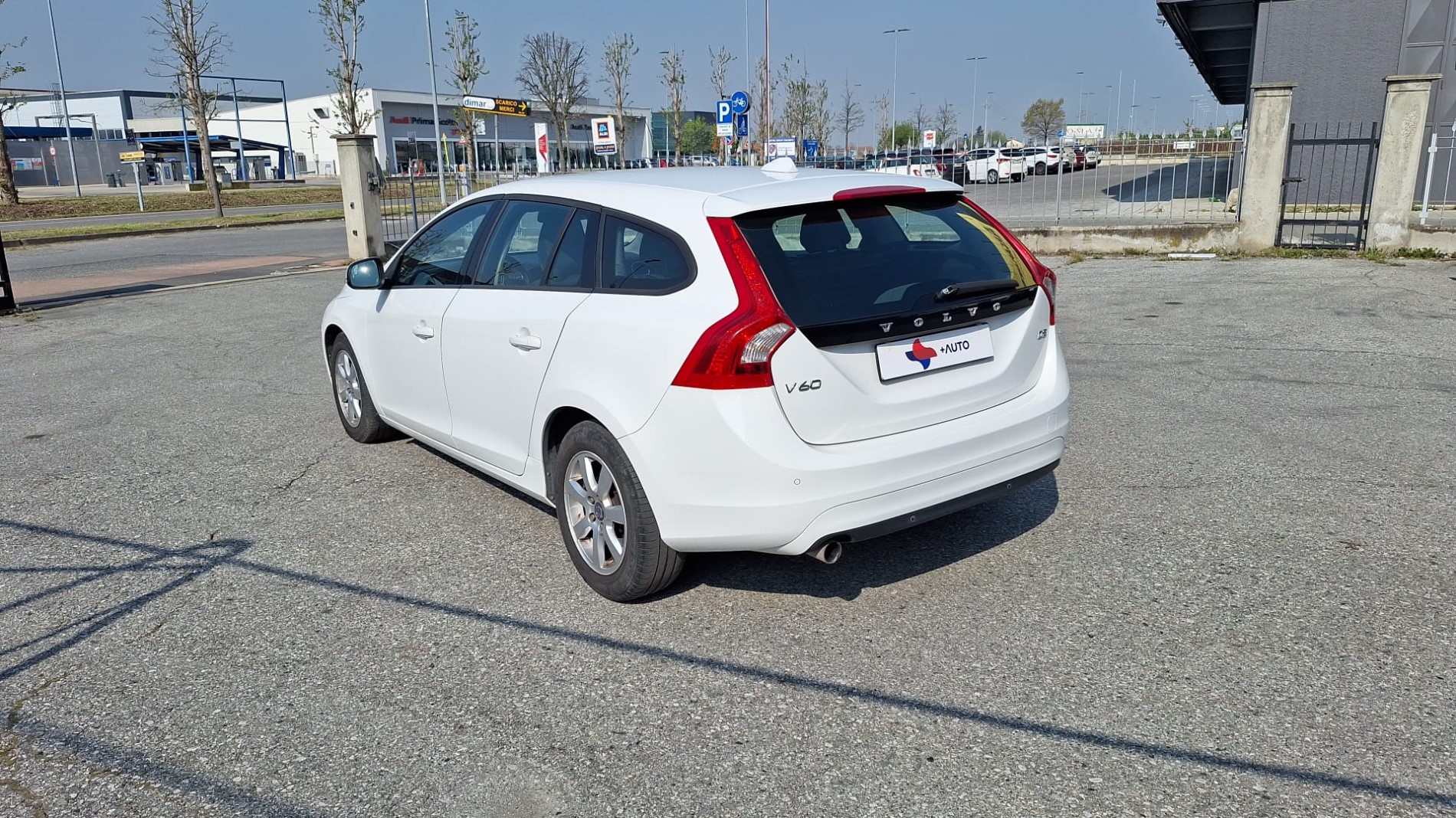 VOLVO V60 2014 1.6 D2