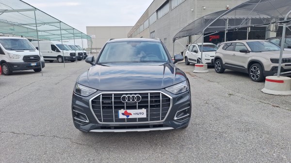 AUDI Q5 50 TFSI e quattro s-tronic BUSINESS !!!!!